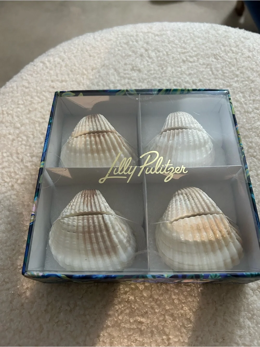 Lilly Pulitzer White Shell place card holders; set of 4 in Box